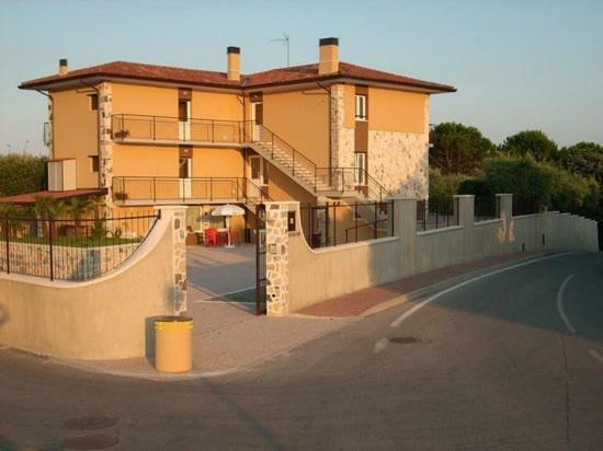 Villa Mayoti B&B Manerba del Garda Esterno foto